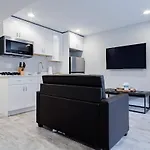 Central Dc Flat Sleeps 3 Convention Center